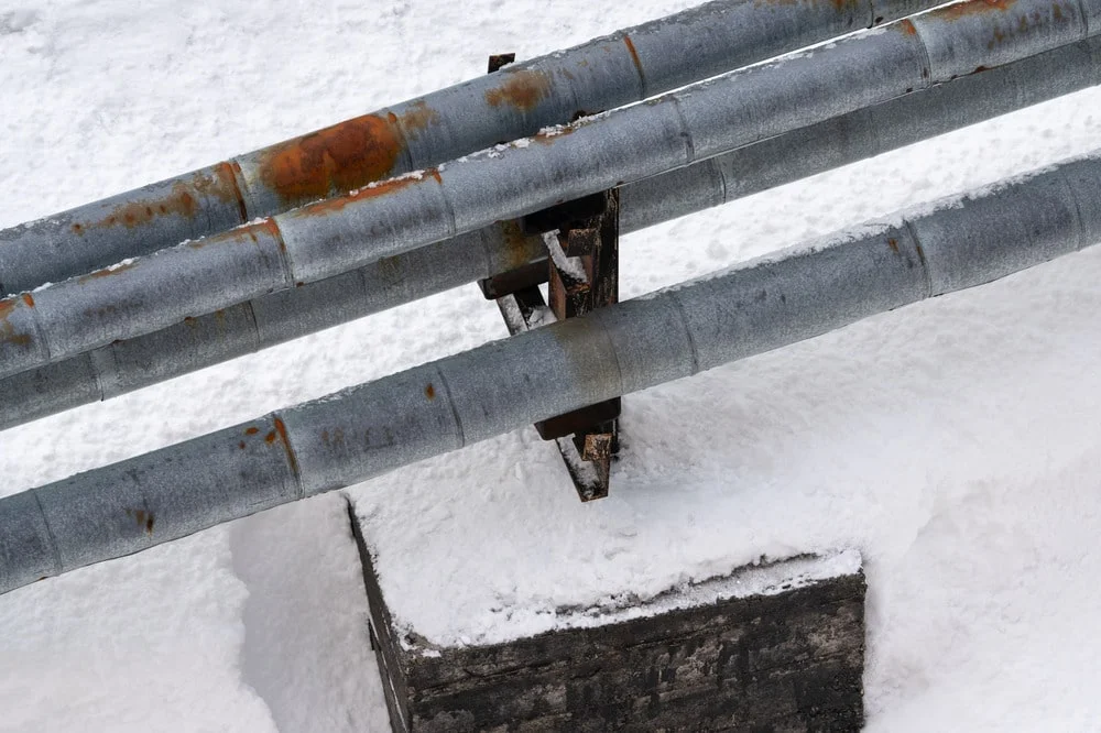 how to tell if pipes are frozen